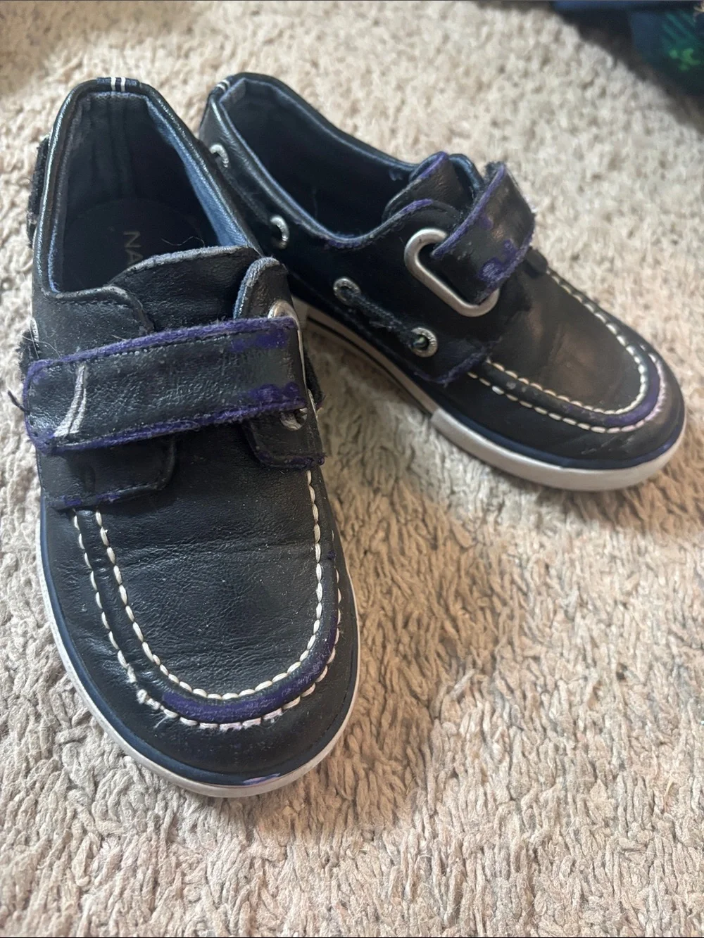 Nautica Vintage boys size 9 deck shoe